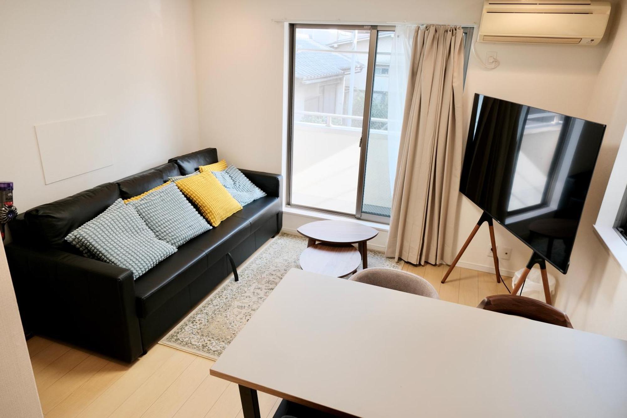 100㎡ Cozy In Shinjuku｜jr Shin-okubo Sta. 7mins. Tokyo